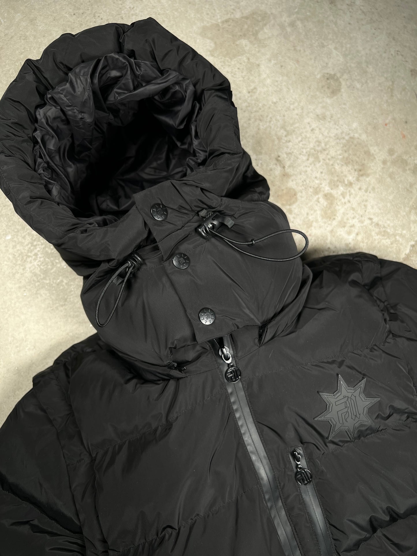 FM® BLACK DOWN JACKET