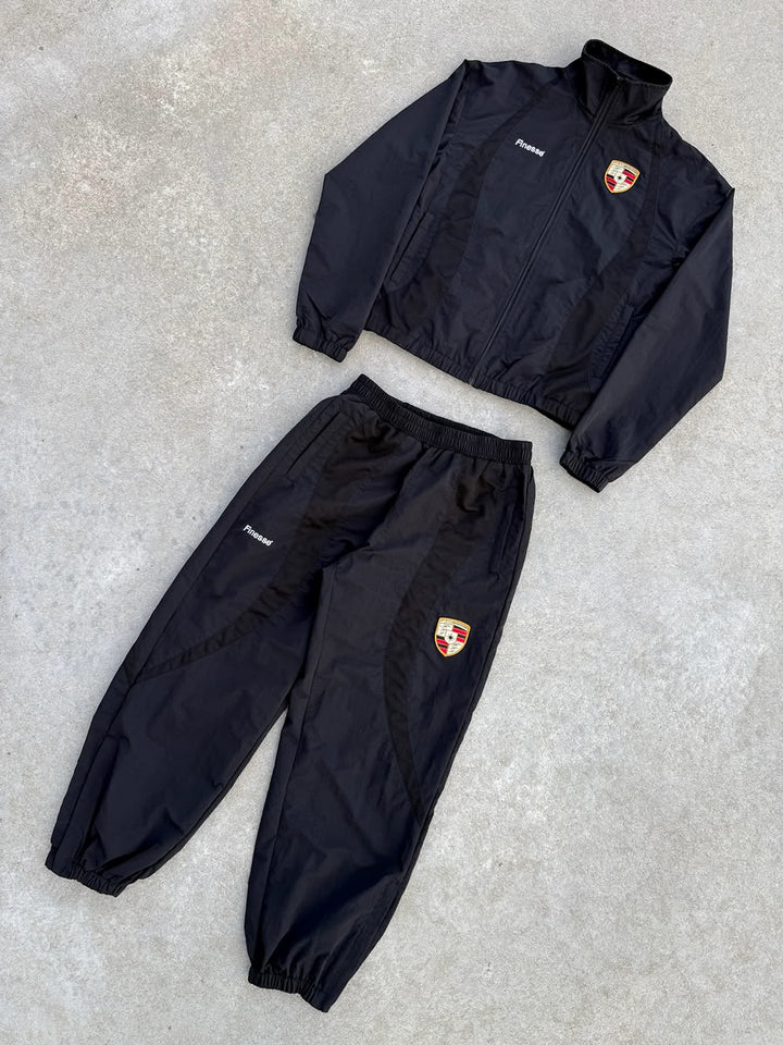 911 Jogger Black - flat lay - Finesse