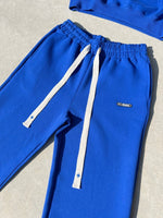 Zoom sur les cordons de serrage du Finesse Air Cotton Sweatpants bleu