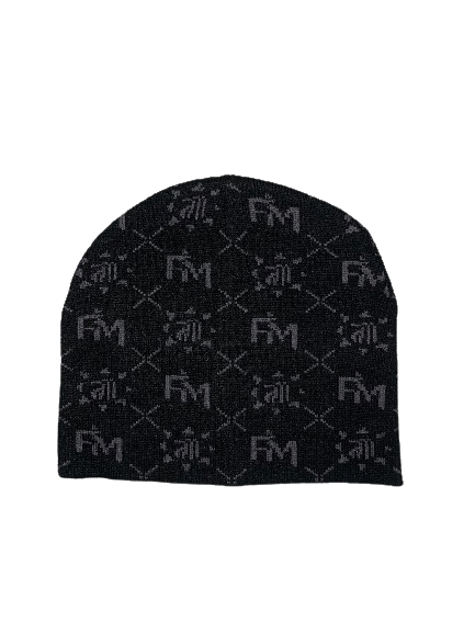 Bonnet Finesse Black Earth présenté sur fond blanc 2.