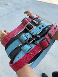"ANTI-SAGGING CLUB" BELT - RED