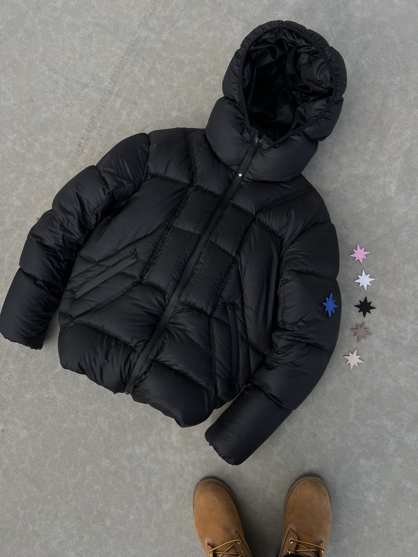 FINESSE* ALIVE PUFFER JACKET [BLACK] X6 PATCHES