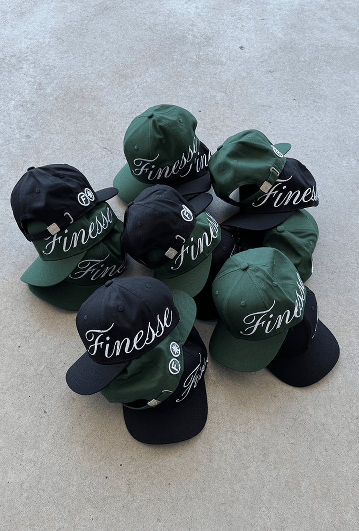 FINESSE* “SIGN” CAP - VELVET GREEN
